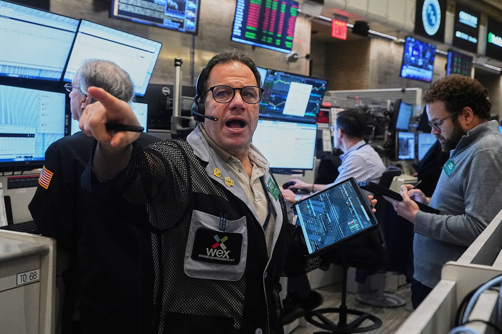 US futures under pressure as crude reaches levels not seen since May