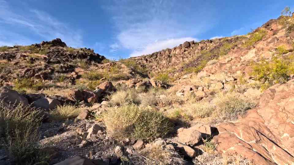Less than 30 minutes from Las Vegas, a desert canyon hides 1,700 ...