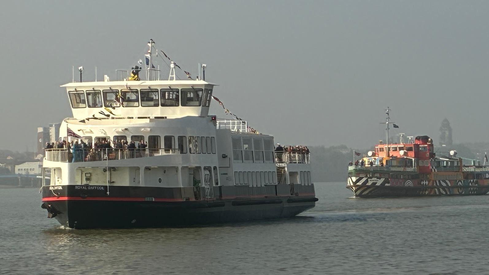 Passengers 'in the dark' over suspended Mersey ferry