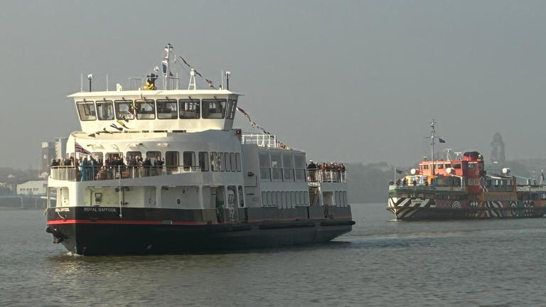 Passengers 'in the dark' over suspended Mersey ferry