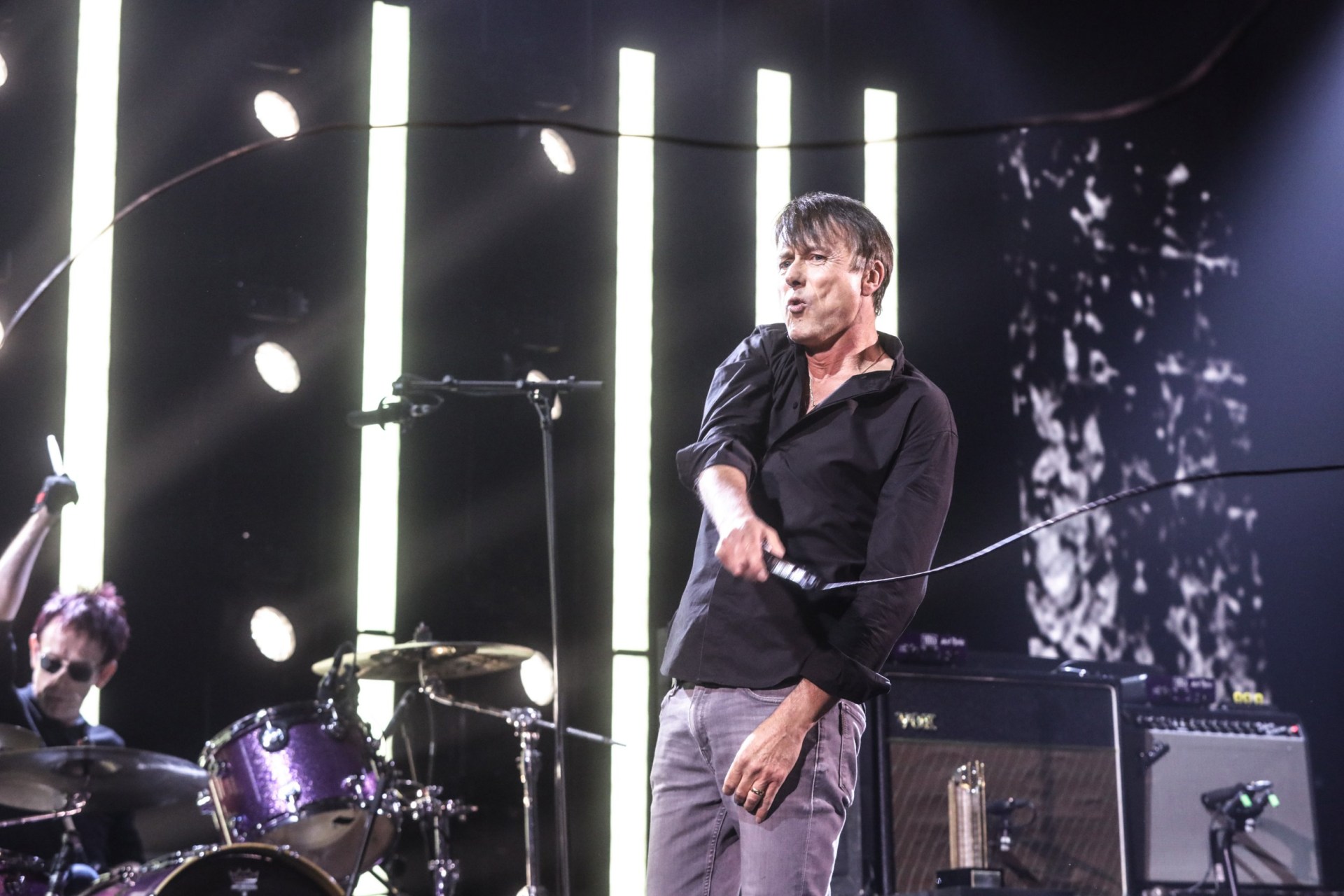 Unexpected Glastonbury 2027 headliner thrown into the mix by rock icon