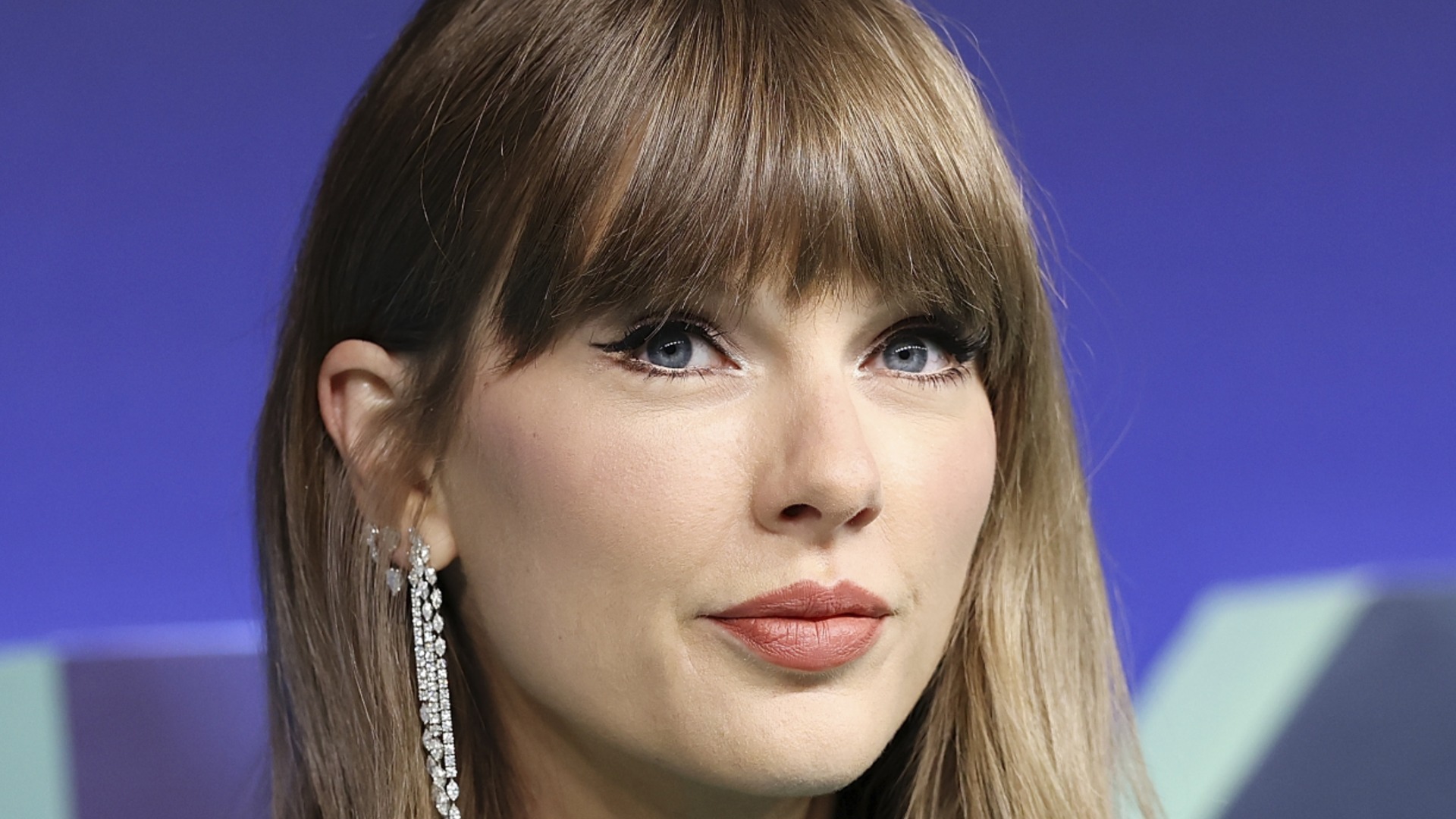 Awkward Taylor Swift moments we can't unsee