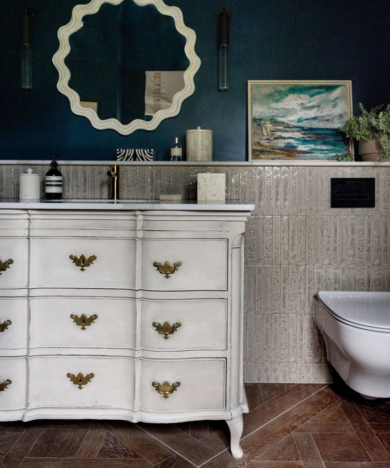 By Bye Boring Bathrooms – These Are the Bathroom Trends Transforming ...