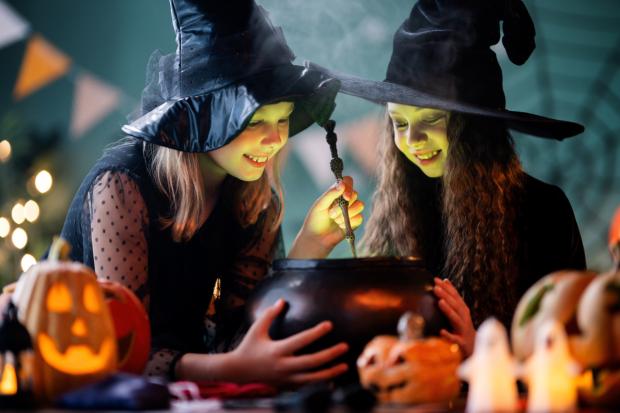 Pharmacists urge Brits to do this 24-hour check before Halloween