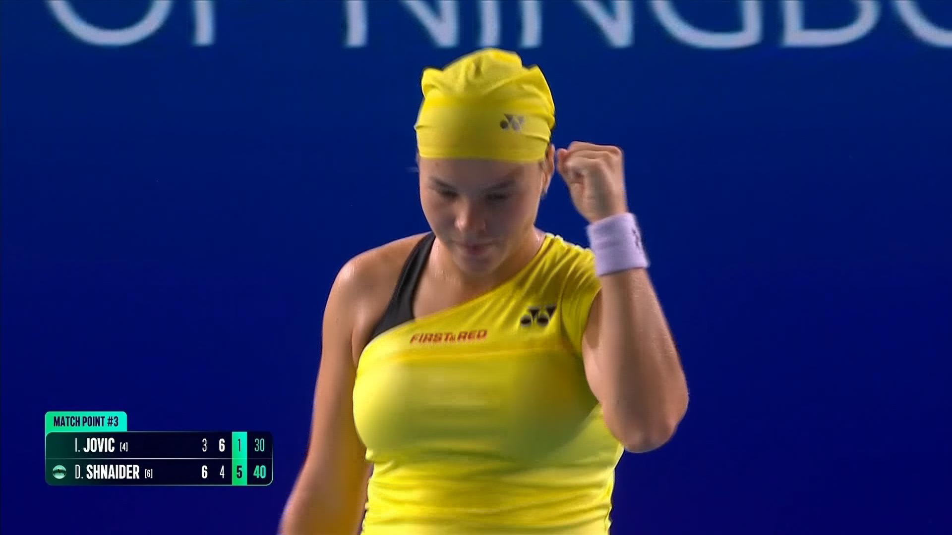 Shnaider overcomes Jovic in three sets to reach Ningbo semi-finals