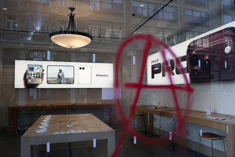 Apple closes Paris stores amid protests; Art Basel ends early