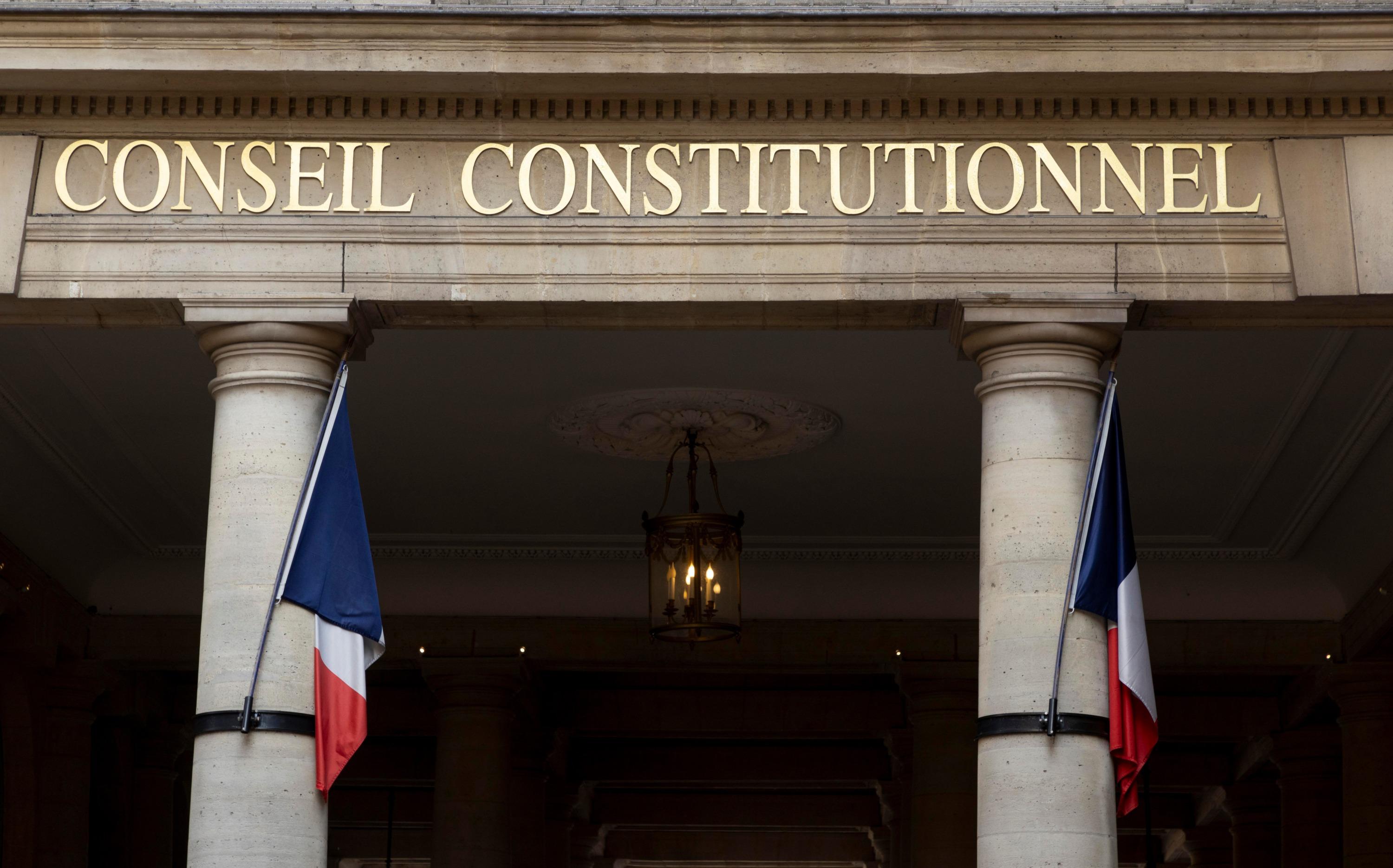 Gel des tarifs des mutuelles en 2026 : le Conseil constitutionnel ...