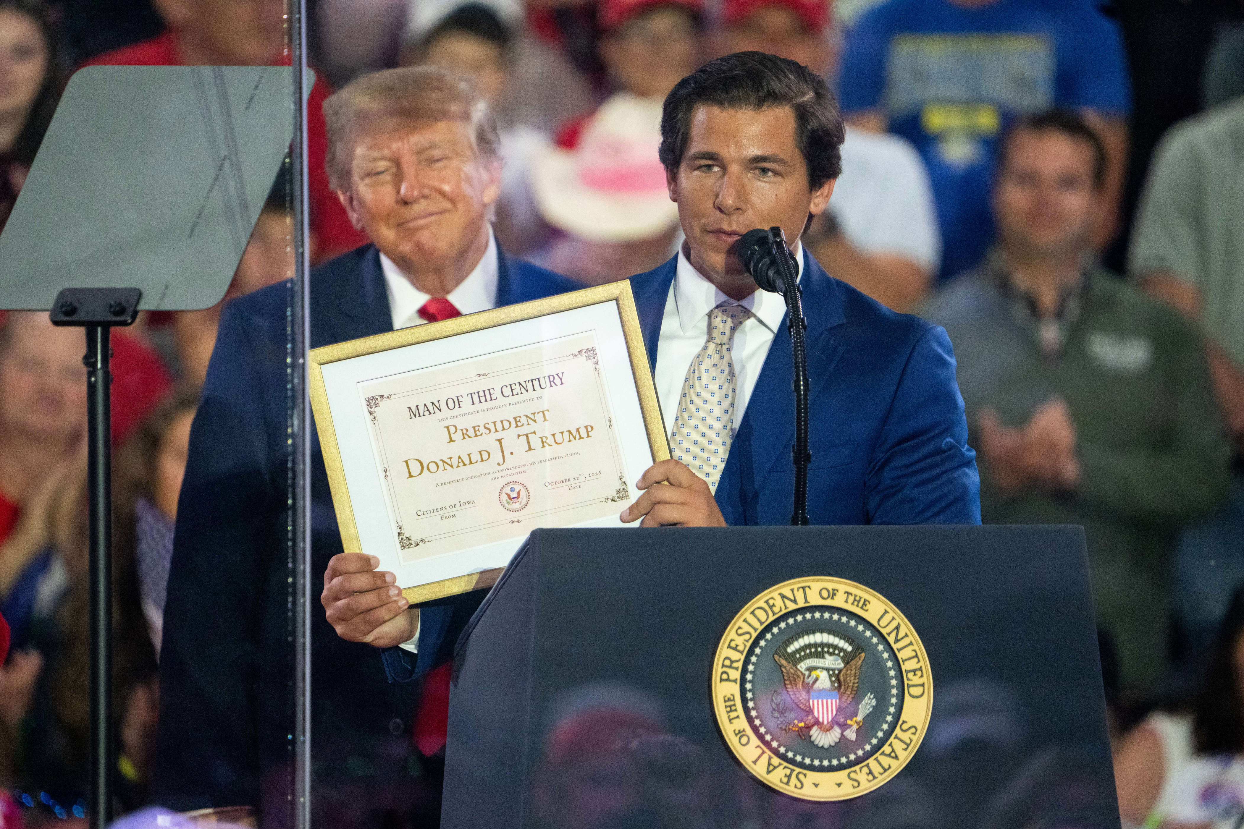 We don't ride bicycles in Iowa, Joe Mitchell claims at Trump rally