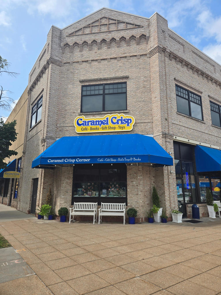 Dog park connection inspires book featured at Caramel Crisp Oct. 31