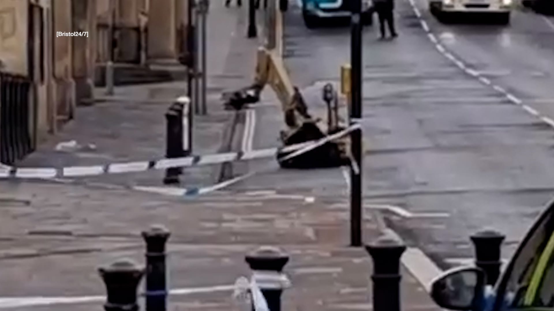 Bomb squad scramble after suspicious item left in city centre