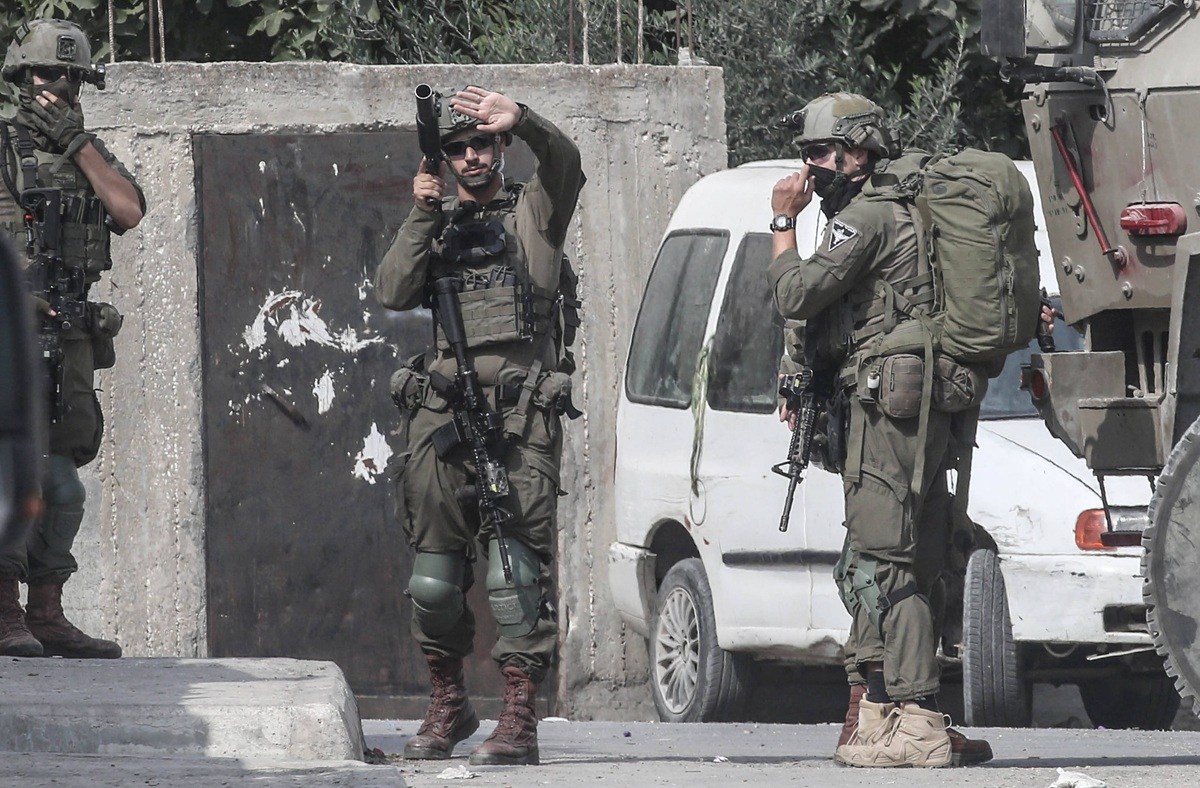 Nach Hamas-Angriff: Netanjahu plant weitreichende Abriegelung des ...