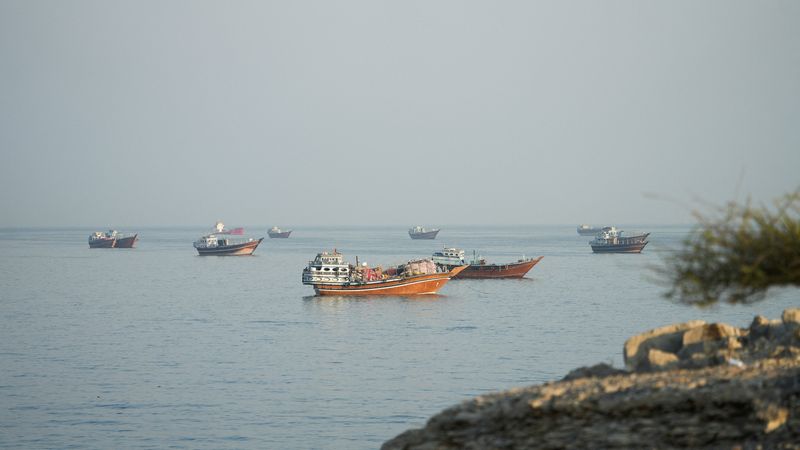 イラン、再び攻撃されれば湾岸の海底ケーブルを狙う計画 治安当局の高官がReutersに明かす