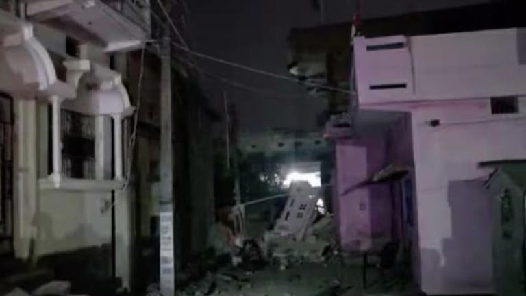 4 dead, more casualties feared after blast at firecracker factory in ...