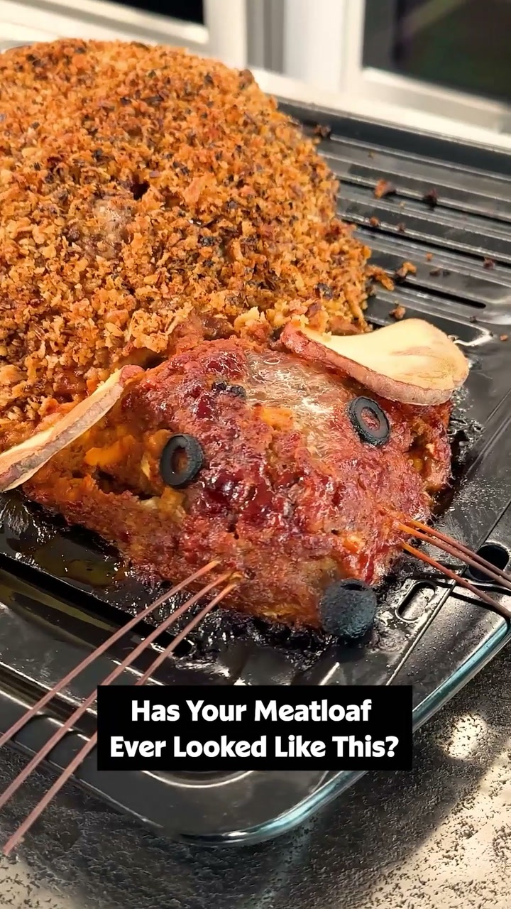 Spooky rat meatloaf for Halloween dinner