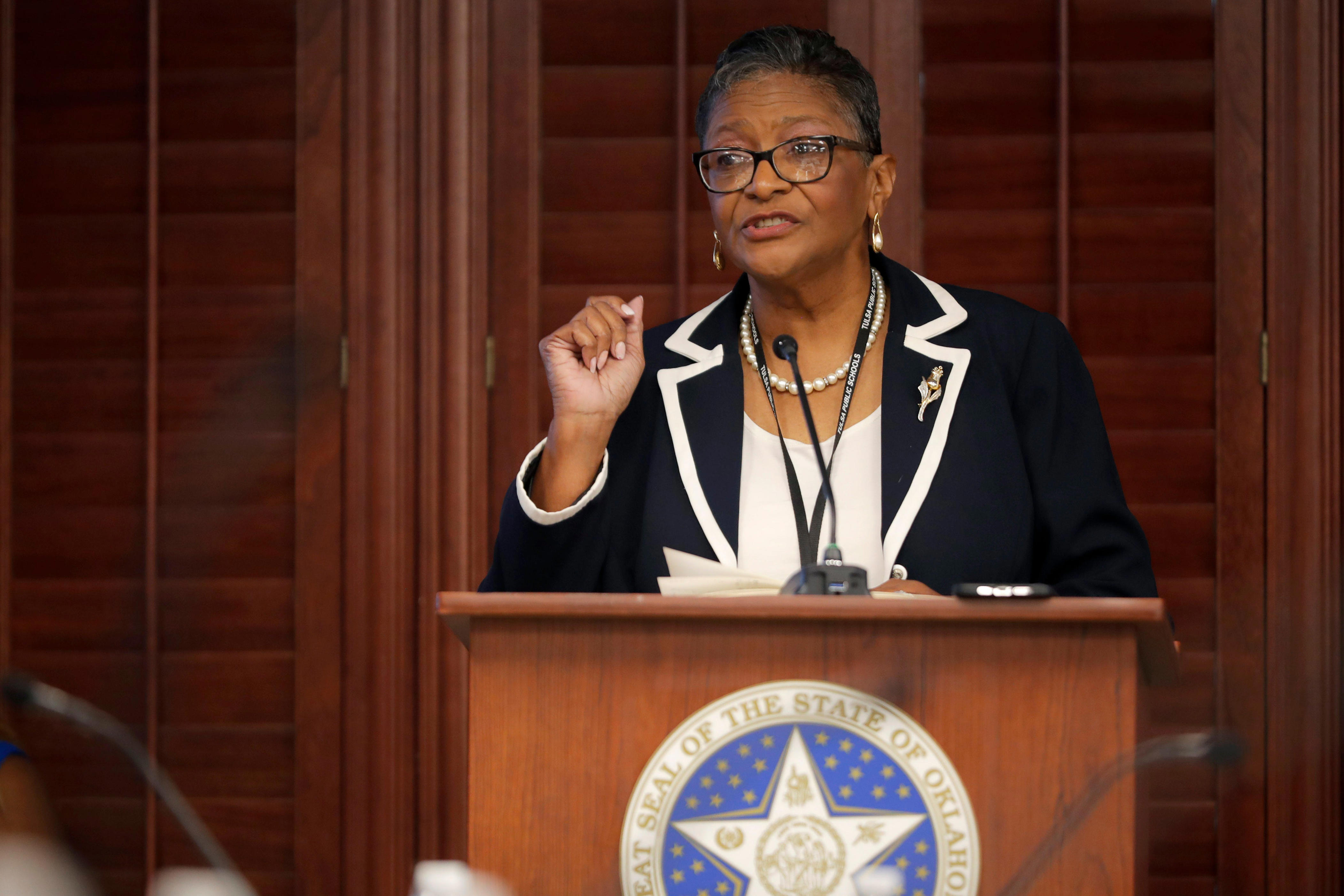 Democrats' former chair ends affiliation with superintendent candidate