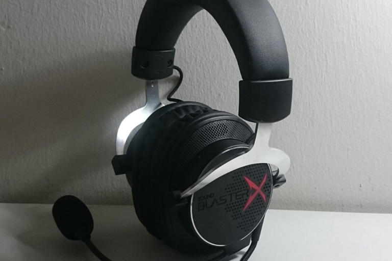 Gaming headsets under Rs. 3,000 for clear team chat, starting at Rs. 899