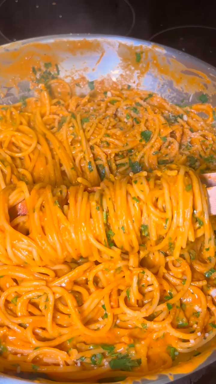 How roasted garlic and peppers transform everyday family pasta