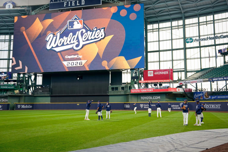 We're all Brewers fans today: Seattle's link to the World Series