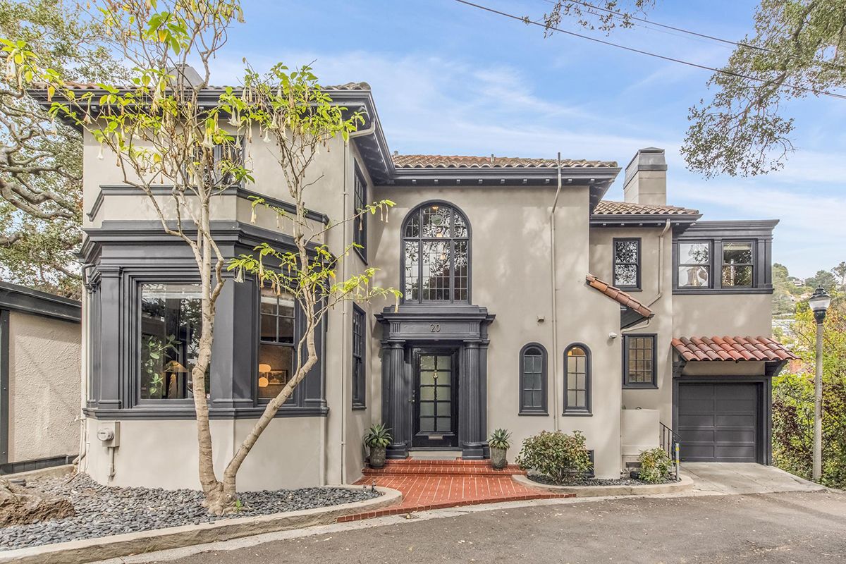 20 Oak Ridge Road in photos