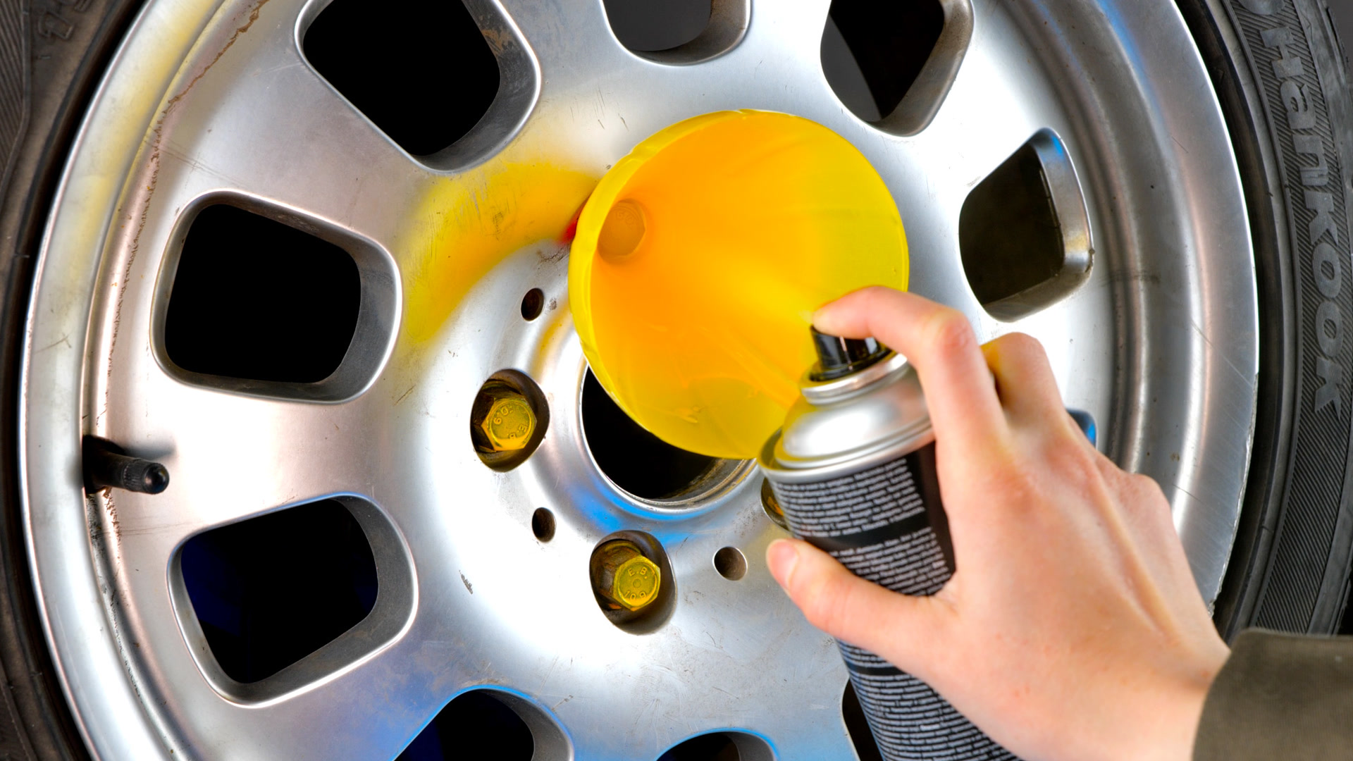 Creative garage organization hacks to save your time and money