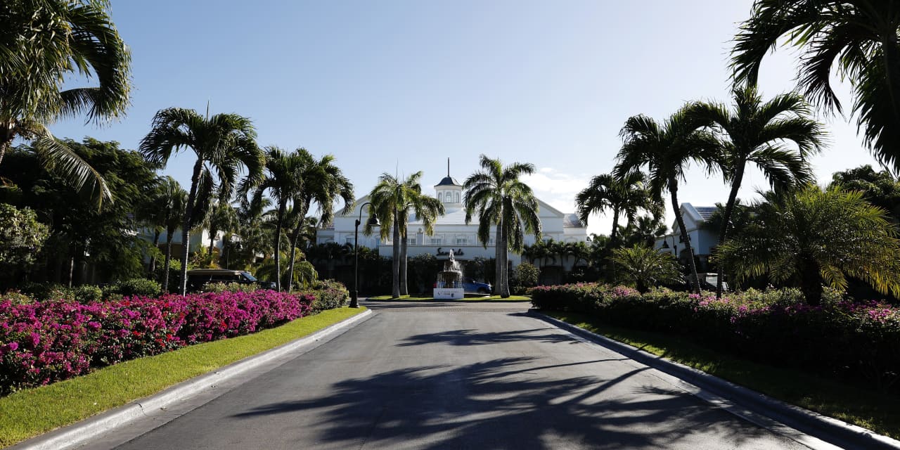 Even the wealthy increasingly want all-inclusive resorts