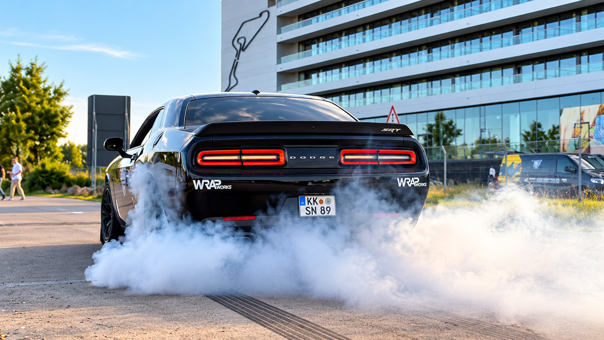 Dodge Charger leaves the Nürburgring in a cloud of smoke