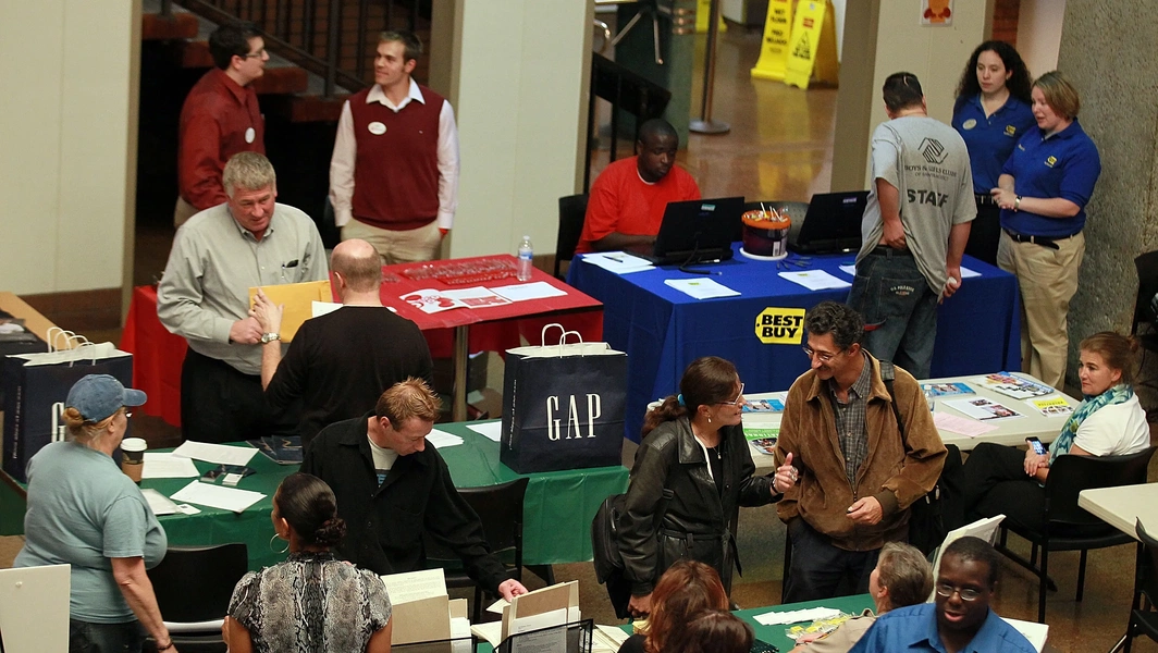 California students face intense competition for summer internships