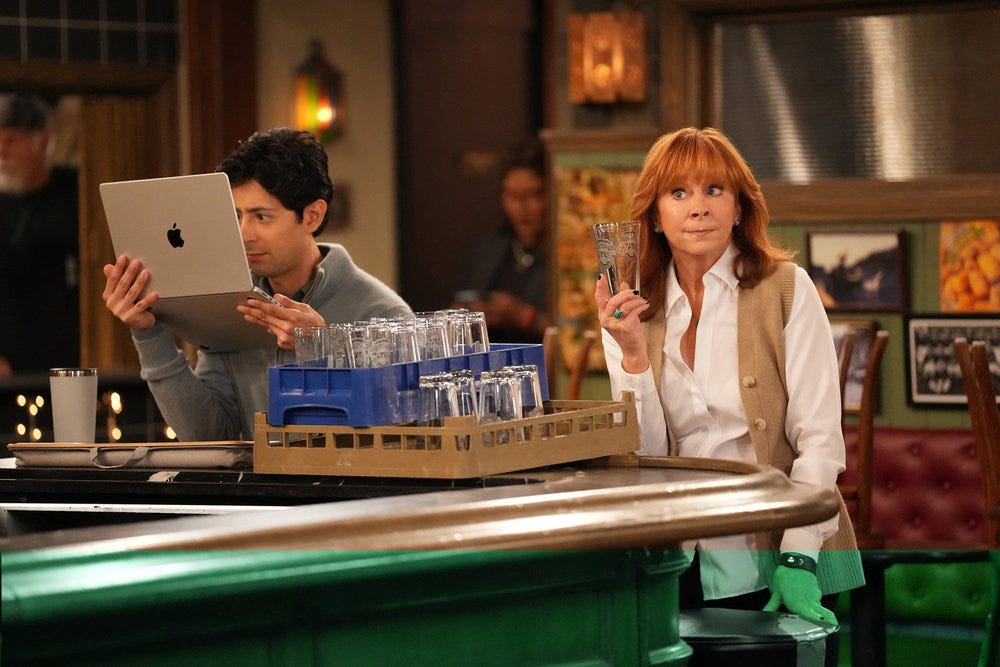 Reba McEntire's 'Happy's Place' returns with Knoxville references ...