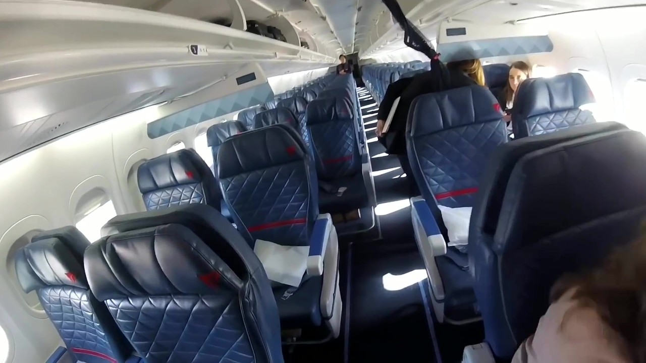 Delta’s SFO to LAX first class hop on a Boeing 717