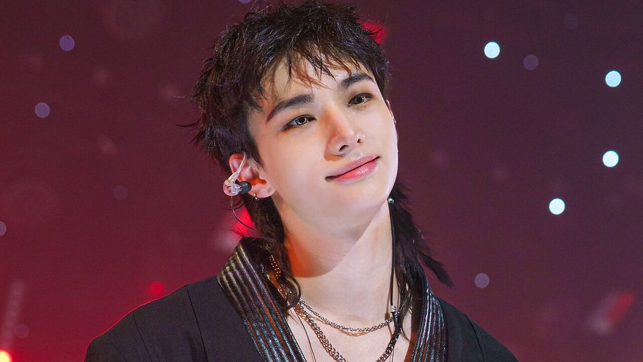 Stray Kids Hyunjin limits group activities due to shoulder pain; agency ...