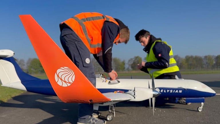 E9X: The battery-powered plane with 90 passengers on board and a range ...