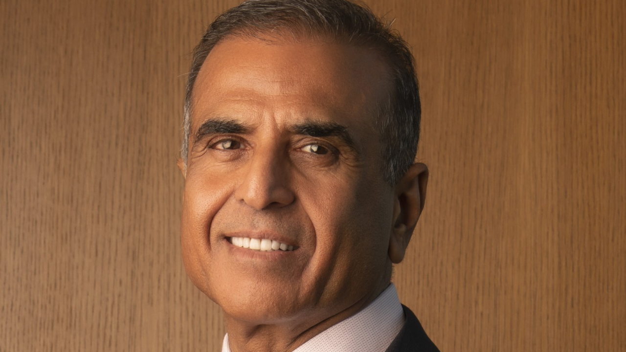 Airtel bets on sovereign cloud: Mittal eyes AI, data centers; platform ...