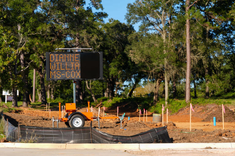Electronic road signs return but with a new message