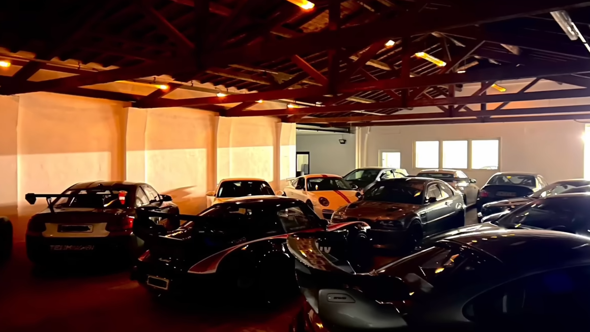 Most Impossible Supercar Heist Ever Pulled Off - Police Was Left Confused