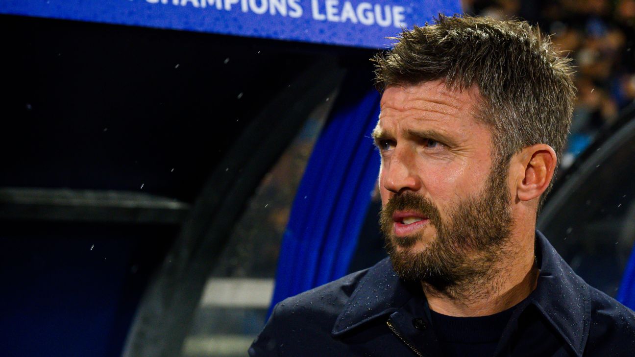 Michael Carrick: Under-pressure Man United boss 100% backs himself amid tension