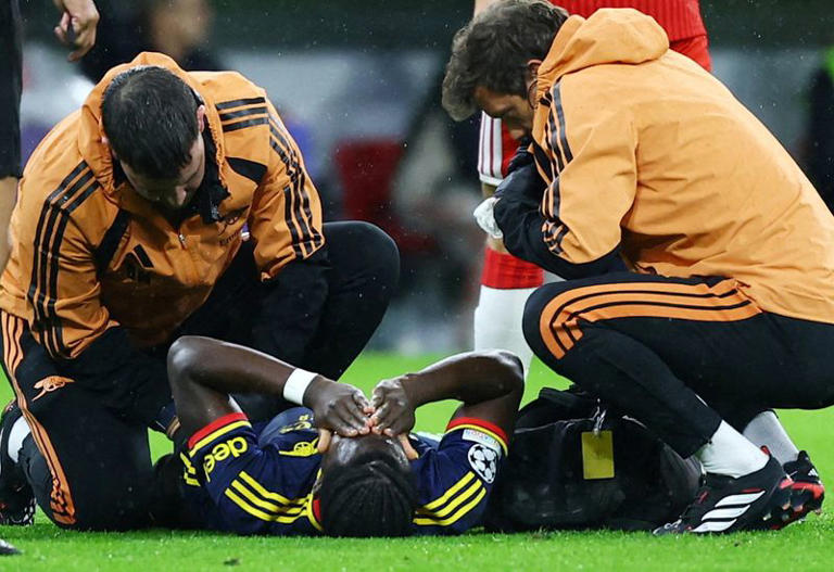 Soccer-Arsenal's Saka to miss Everton clash, undergo further tests ...
