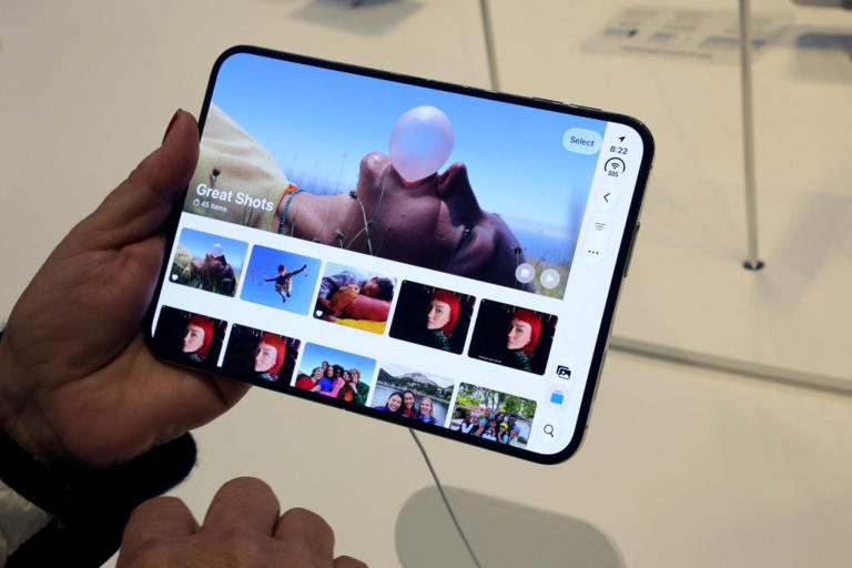 Apple fanatics line up overnight for new foldable iPhone Duo — but ...