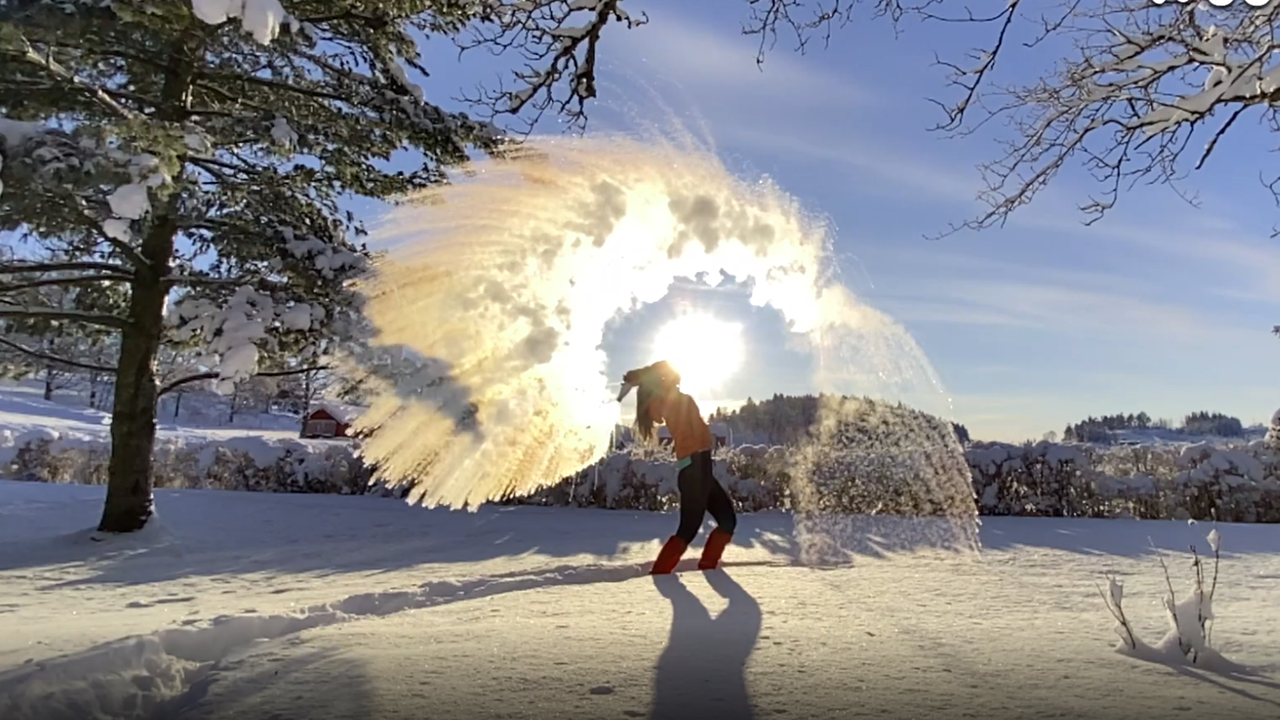 Norwegian girl tosses boiling water into frigid air & observes amazing ...