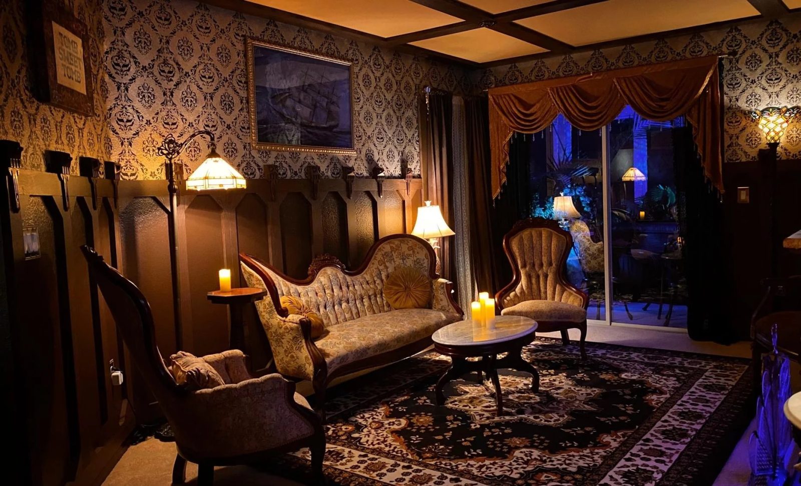 This spooky Florida Airbnb near Disney World was made for Haunted ...
