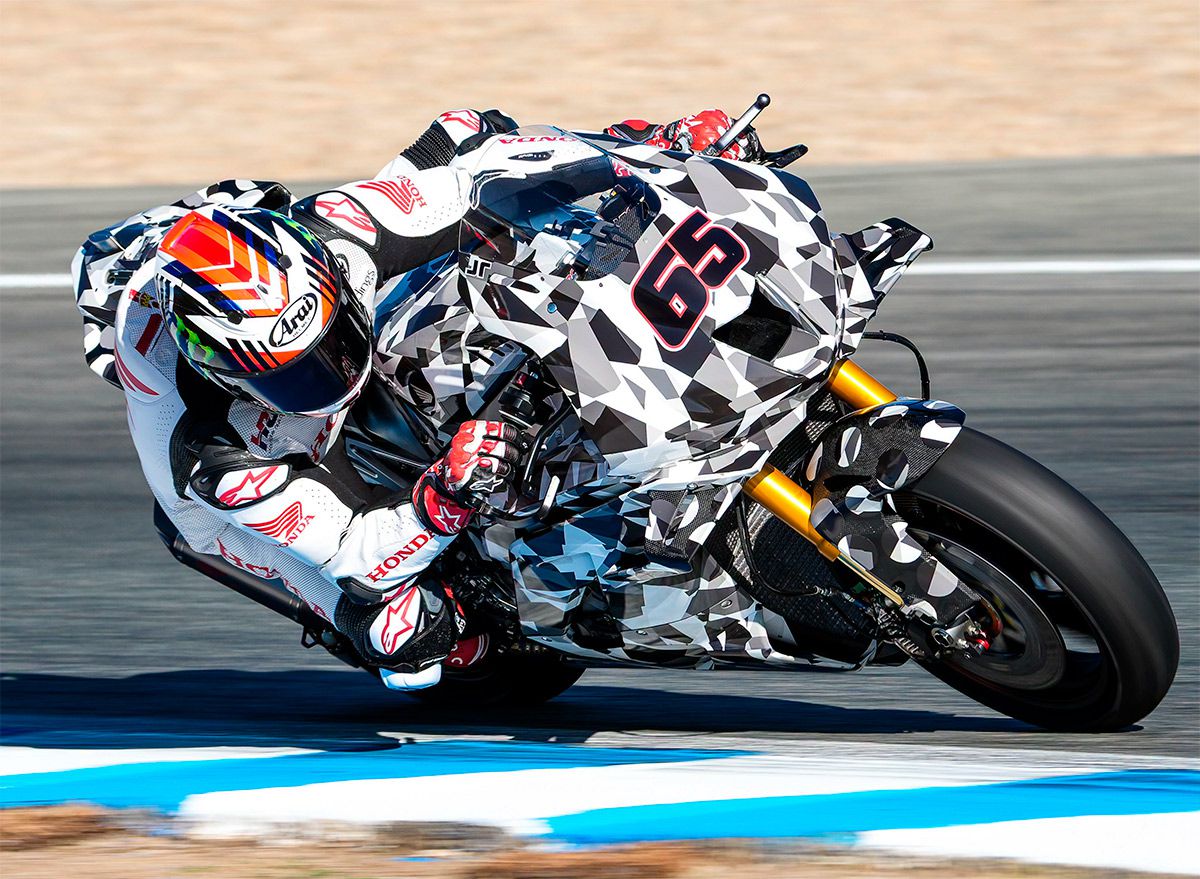 Honda Fireblade 2027, spuntano nuove ali: rivoluzione in arrivo?