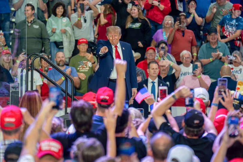 Donald Trump drools over athlete in 'seriously good shape' at latest rally