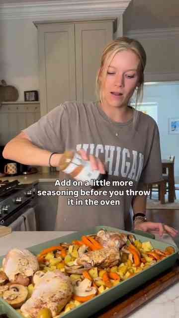 Sheet pan chicken and gravy