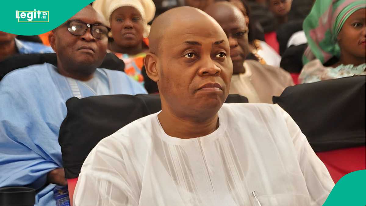Davido's father's composure aboard jet to Canada elicits reactions ...