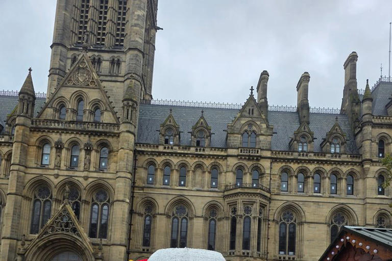 Giant Santa is back on Albert Square as Manchester gets ready for ...