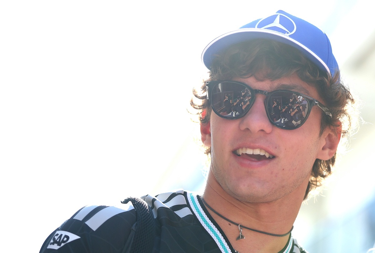 Los aficionados se vuelven locos al ver a Daniel Ricciardo apoyando a ...