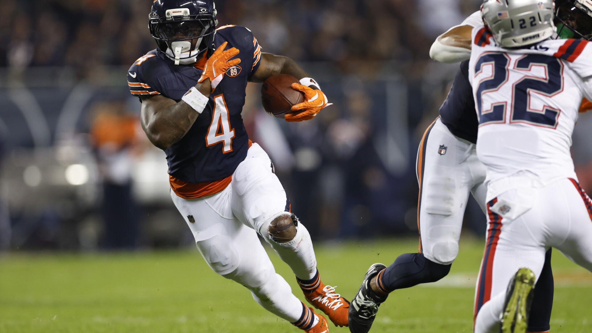 D'Andre Swift received no in-game medical treatment for gash on knee