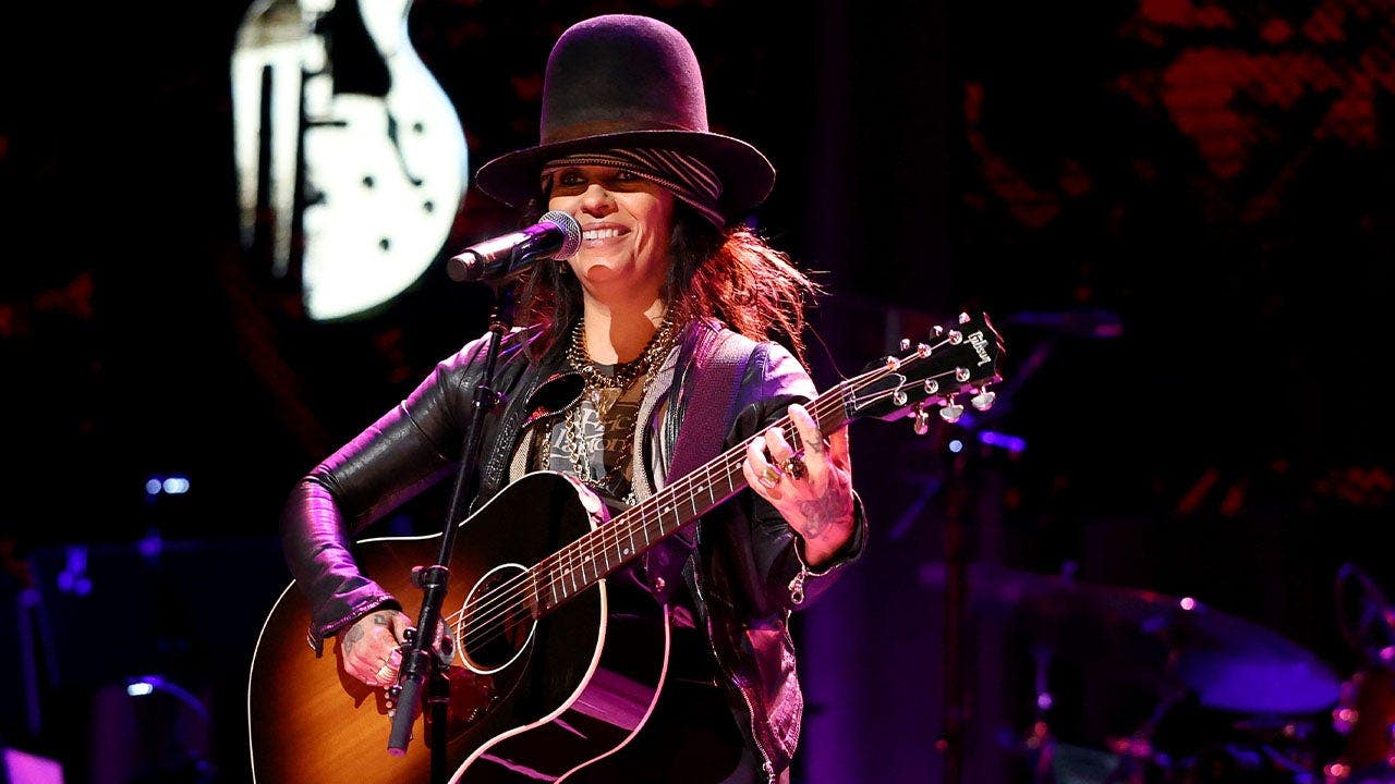Linda Perry says she was feeling healthy when doctors discovered angry cancer by chance
