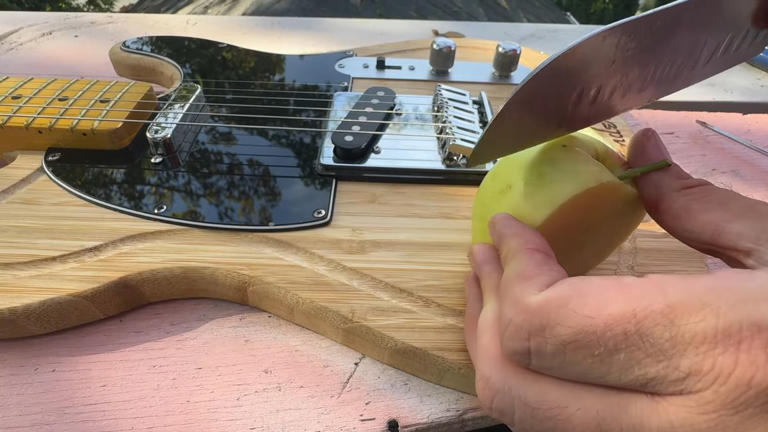 Fender released a $32 Telecaster chopping board and someone turned it ...