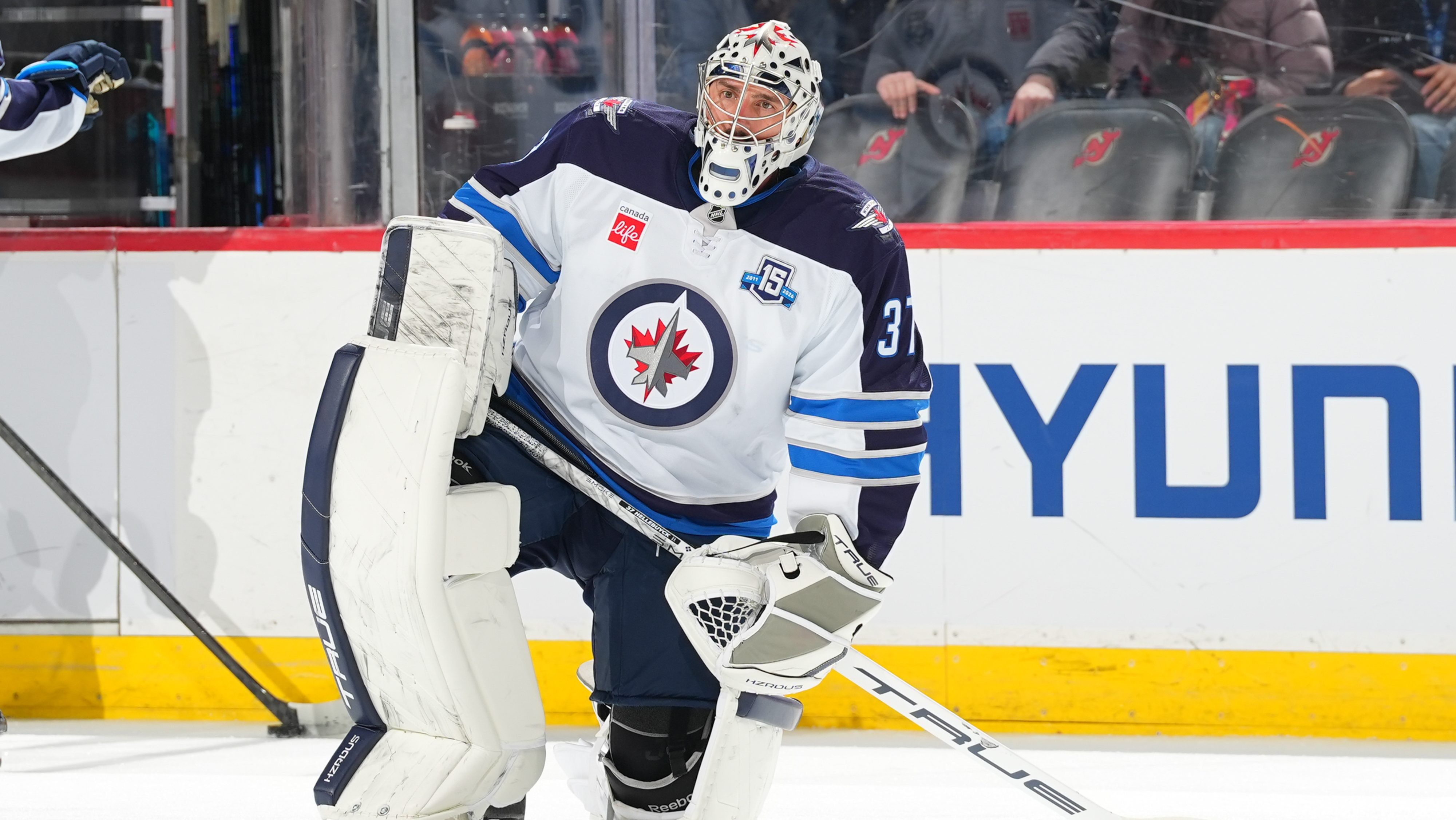 Devils acquire three-time Vezina Trophy winner Connor Hellebuyck from Jets