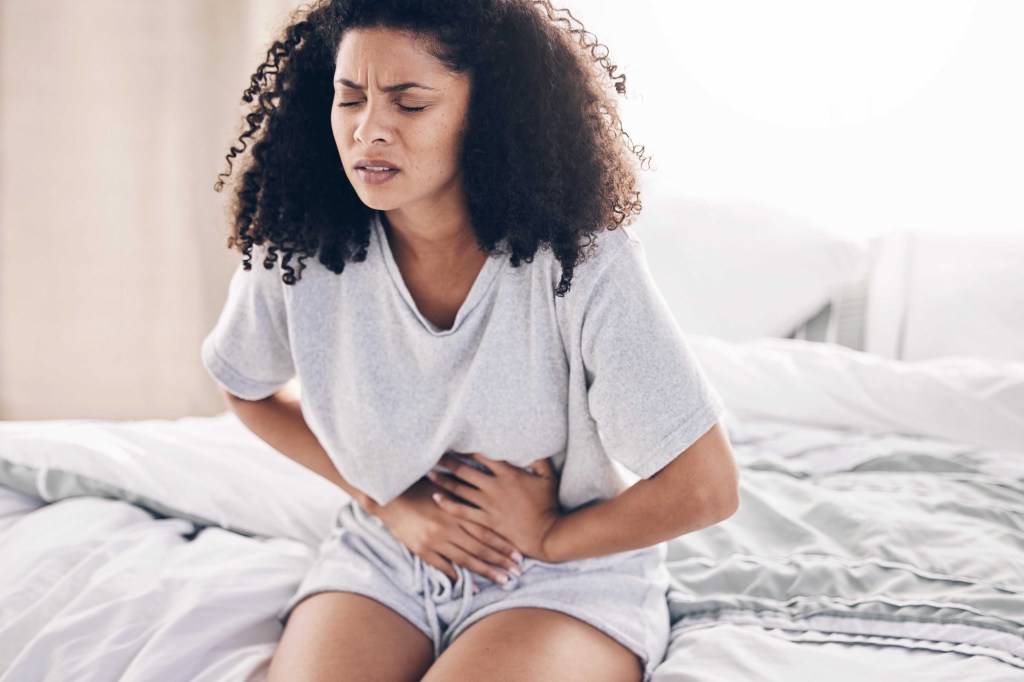 Forget bad periods — the lesser-known symptoms of endometriosis, plus ...